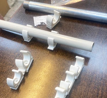 لوله فولادی برق همراه با بست