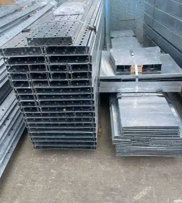 Cable tray 6 سینی کابل تولید شده در شرکت پارسیان
